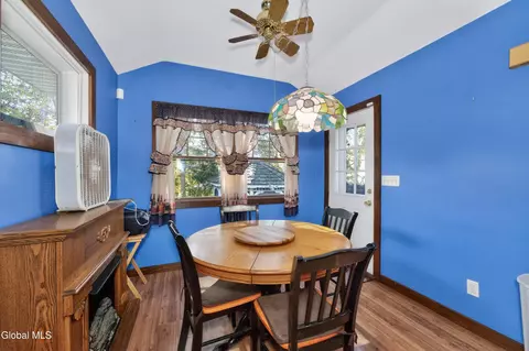 Dining - 1450 Baker Ave, Schenectady, NY 12309 photo 5 of 6