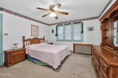 Bedroom - 1450 Baker Ave, Schenectady, NY 12309 photo 1 of 8