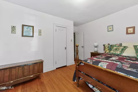 Bedroom - 1450 Baker Ave, Schenectady, NY 12309 photo 6 of 8