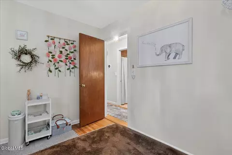 Bedroom - 6 Flint Dr, Delmar, NY 12054 photo 2 of 4