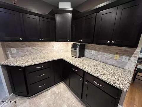 Kitchen - 178 Ormond St, Albany, NY 12208 photo 5 of 7