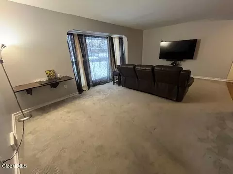Living - 178 Ormond St, Albany, NY 12208 photo 1 of 7
