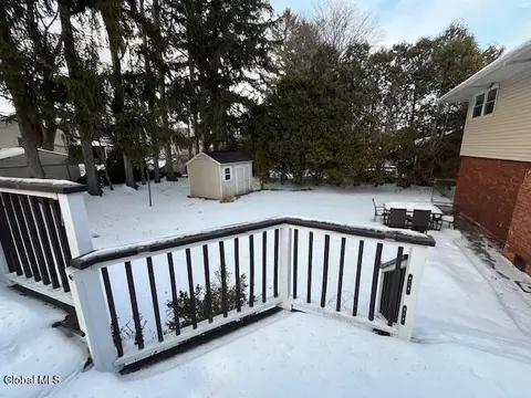 Exterior - 178 Ormond St, Albany, NY 12208 photo 7 of 7