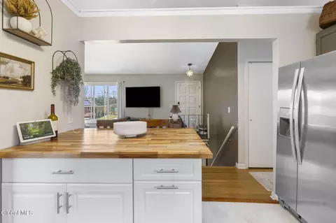 Kitchen - 87 Ormond St, Albany, NY 12203 photo 4 of 5