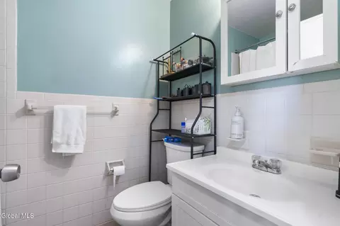 Bath - 87 Ormond St, Albany, NY 12203 photo 1 of 3