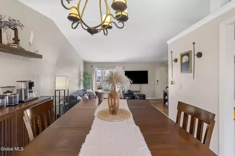 Dining - 87 Ormond St, Albany, NY 12203 photo 3 of 3