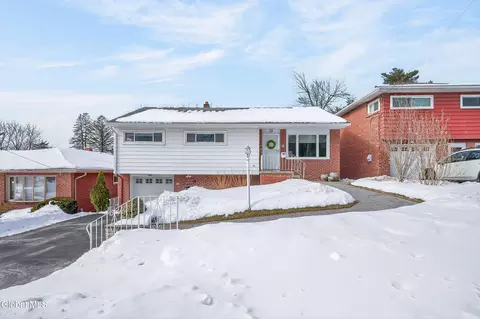 72 Pinehurst Ave, Albany, NY 12203