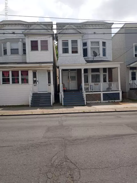 211 N Allen St, Albany, NY 12206