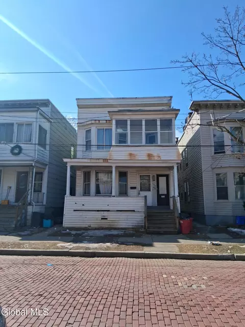 468 West St, Albany, NY 12206