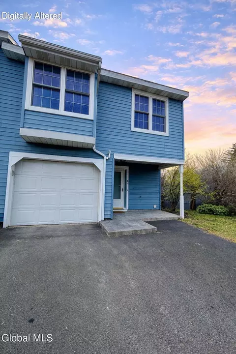 84 Ziemke Farm Ln, Cohoes, NY 12047