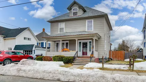 40 Fox St, Gloversville, NY 12078