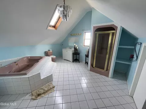 Bath - 1328 Dewitt St, Schenectady, NY 12303 photo 8 of 8