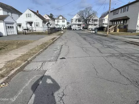 View/Area - 1328 Dewitt St, Schenectady, NY 12303 photo 1 of 1