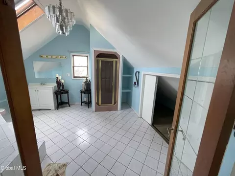 Bath - 1328 Dewitt St, Schenectady, NY 12303 photo 6 of 8