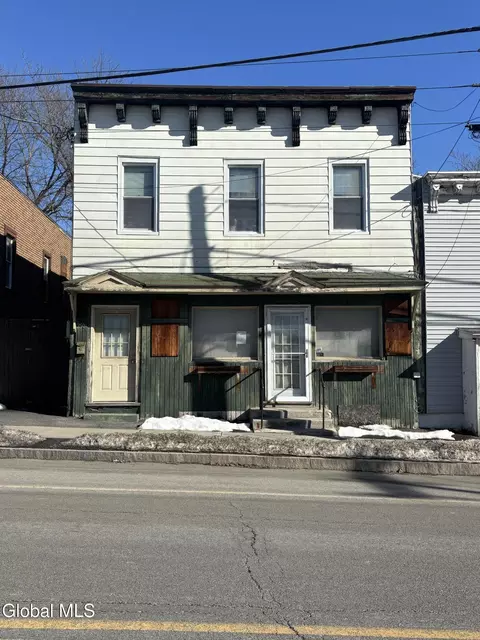 250 East St, Rensselaer, NY 12144