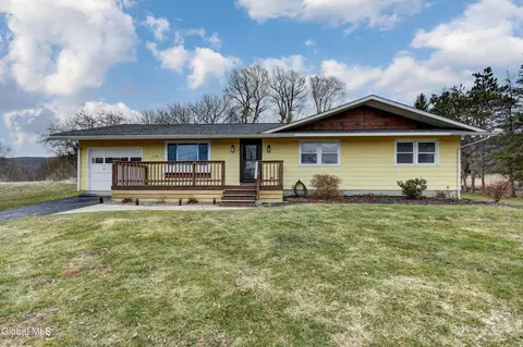 1506 Ny-7, Richmondville, NY 12149