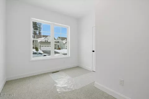 32 Bradley Cir, Halfmoon, NY 12065 photo 19