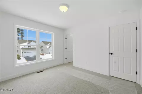 32 Bradley Cir, Halfmoon, NY 12065 photo 27