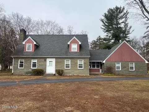 118 Putnam Rd, Rotterdam, NY 12306