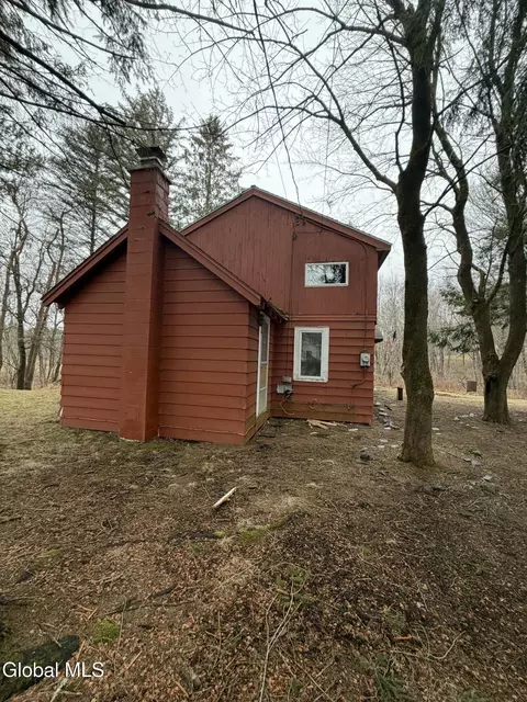 2704 Ny-2, Cropseyville, NY 12052