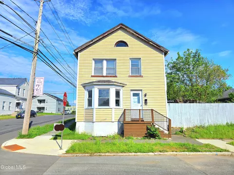 1352 7th Ave, Watervliet, NY 12189
