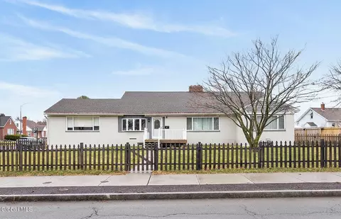 1301 Washington Ave, Rensselaer, NY 12144