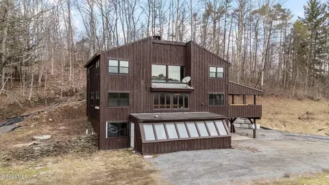 341 Schoonmaker Rd, Delanson, NY 12053