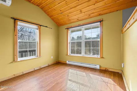 Bedroom - 341 Schoonmaker Rd, Delanson, NY 12053 photo 12 of 13