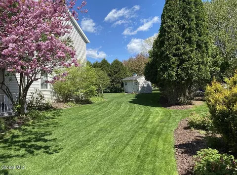 Exterior - 33 Harwick Dr, Glenmont, NY 12077 photo 9 of 9