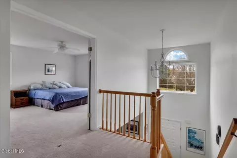 Entry Way - 33 Harwick Dr, Glenmont, NY 12077 photo 3 of 4