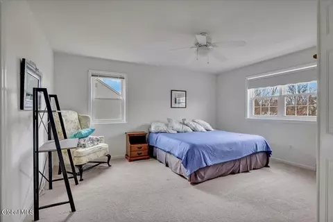 Bedroom - 33 Harwick Dr, Glenmont, NY 12077 photo 1 of 4