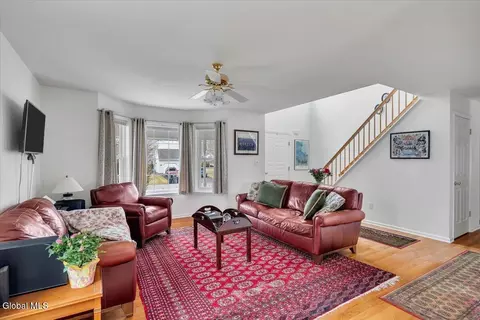Living - 33 Harwick Dr, Glenmont, NY 12077 photo 1 of 4