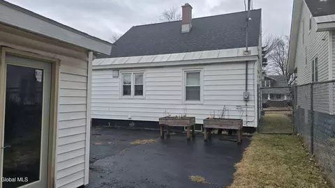 Other - 35 Eastholm Rd, Schenectady, NY 12304 photo 2 of 10
