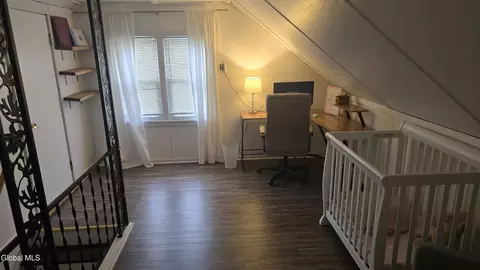 Entry Way - 35 Eastholm Rd, Schenectady, NY 12304 photo 1 of 1