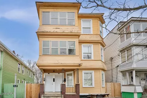 917 Bridge St, Schenectady, NY 12303
