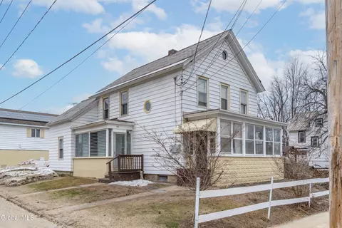 301 Walnut St, Corinth, NY 12822