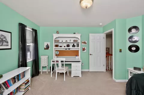 Bedroom - 23 Marcel Rd, Halfmoon, NY 12065 photo 8 of 10