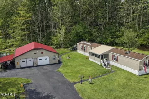 1188 County Road 110, Broadalbin, NY 12025
