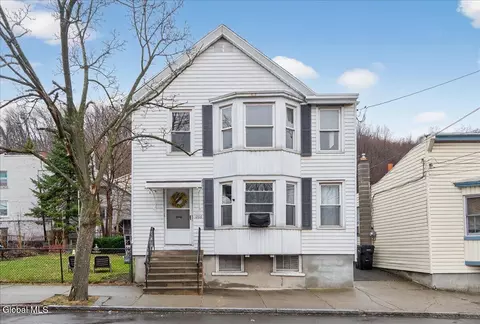 1266 5th Ave, Troy, NY 12180