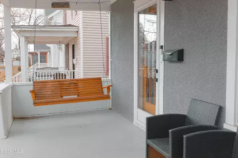 Exterior - 11 Washington Rd, Schenectady, NY 12302 photo 2 of 5