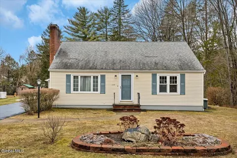 109 Goode St, Ballston, NY 12027