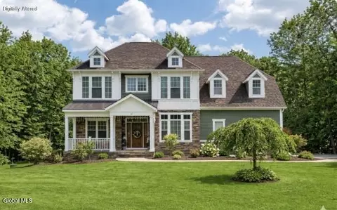 32 River Rock Dr, Milton, NY 12863
