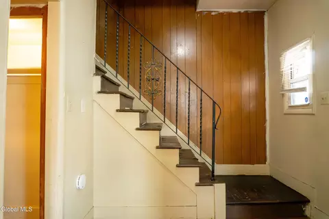 Entry Way - 6 Harvard St, Schenectady, NY 12304 photo 3 of 3