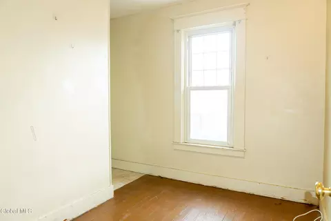 Bedroom - 6 Harvard St, Schenectady, NY 12304 photo 1 of 5