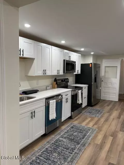 31-33 Glen St, Ballston Spa, NY 12020