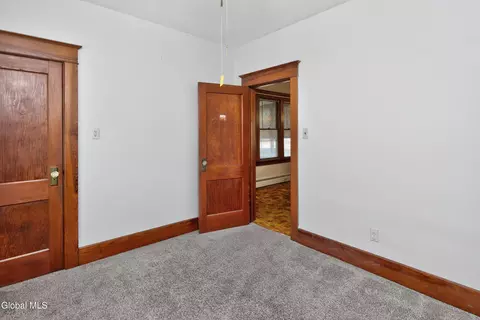 Bedroom - 1114 Forest Rd, Schenectady, NY 12303 photo 4 of 15