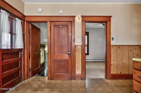 Entry Way - 1114 Forest Rd, Schenectady, NY 12303 photo 2 of 6