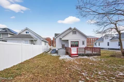 Exterior - 1114 Forest Rd, Schenectady, NY 12303 photo 2 of 11