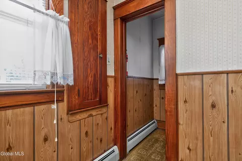 Entry Way - 1114 Forest Rd, Schenectady, NY 12303 photo 3 of 6