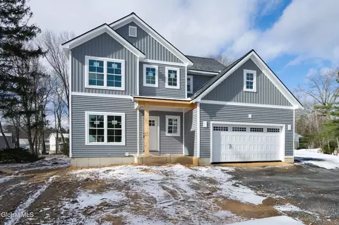 218 Consaul Rd, Colonie, NY 12205